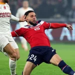 Calvin Verdonk beraksi di pertandingan Liga Champions bersama Lille