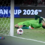 Emil Audero saat beraksi sebagai kiper untuk Rayo Vallecano di Liga Spanyol.