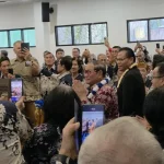 Gubernur DKI Jakarta Pramono Anung saat meresmikan Gereja Masehi Advent Cililitan di Jakarta Timur.