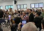 Gubernur DKI Jakarta Pramono Anung saat meresmikan Gereja Masehi Advent Cililitan di Jakarta Timur.