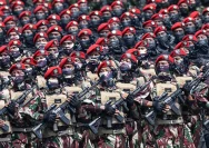 Ilustrasi penanganan markas militer dan pemeriksaan insiden di gudang senjata