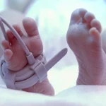 Ilustrasi perawatan kesehatan dan pemberian asupan ASI eksklusif pada bayi