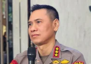 Kapolda Metro Jaya Komjen Pol Dadang Hartanto saat mengumumkan nomor WhatsApp pengaduan masyarakat