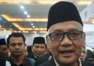 Menteri Haji dan Umrah Mochamad Irfan Yusuf memberikan keterangan di Jogja Expo Center Bantul.