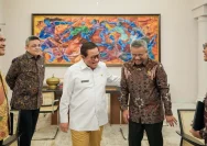 Menteri Keuangan Suahasil Nazara memberikan keterangan terkait rencana penerbitan obligasi daerah