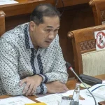 Muhammad Lutfi memberikan pandangan mengenai praktik perusahaan sawit terkait isu karhutla.