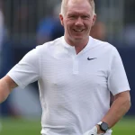 Paul Scholes dan Wayne Rooney saat masih aktif bermain bersama untuk Manchester United