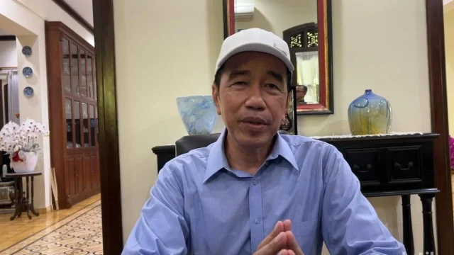 Presiden ke-7 RI Joko Widodo memberikan keterangan terkait wacana politik nasional