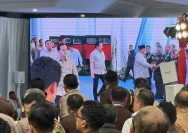 Presiden Prabowo Subianto menghadiri acara penyerahan uang rampasan Satgas PKH senilai Rp 13,24 triliun di kompleks