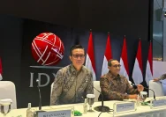 Suasana Main Hall Bursa Efek Indonesia