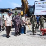 Suasana penertiban kawasan tambang emas ilegal oleh tim gabungan Satgas PKH