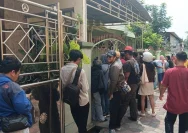 Suasana rumah keluarga korban pembunuhan di Bogor