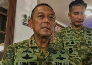 Upacara pemakaman militer mantan KSAD Subagyo HS di TMP Kalibata