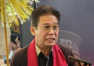 Wakil Ketua KPK Johanis Tanak saat memberikan keterangan pers terkait usulan RUU Perampasan Aset.