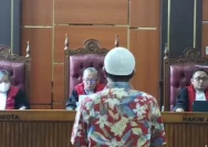 Yogi Gilang Arya Setia dalam persidangan kasus penjualan Starlink di Pengadilan Negeri Padang.